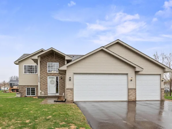 10559 51st St NE, Albertville, MN 55301