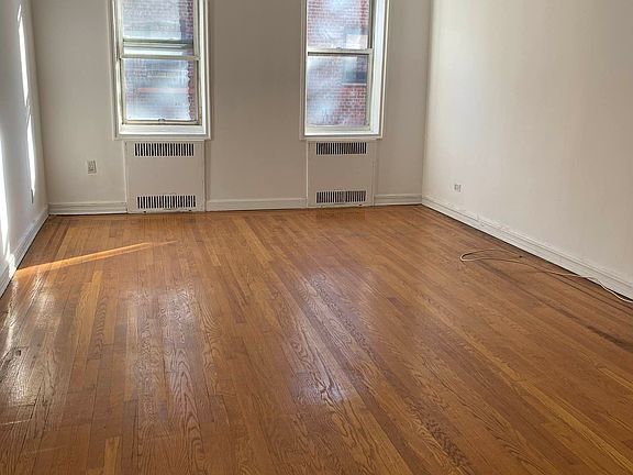 3rd image of 8383 118th St APT 1F