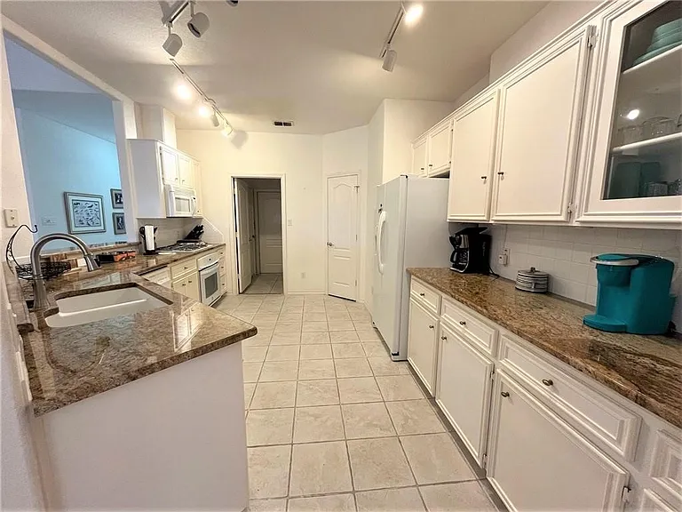 13557 Bullion Ct — Photo 12