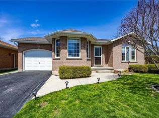 44 Geoffery Rd, Norfolk County, ON N0A 1N4