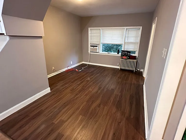 16 New St #2 — Photo 10