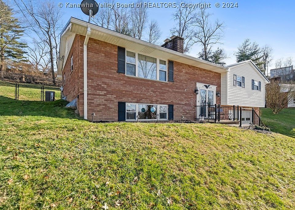 1739 Rolling Hills Cir, Charleston, WV 25314 Zillow