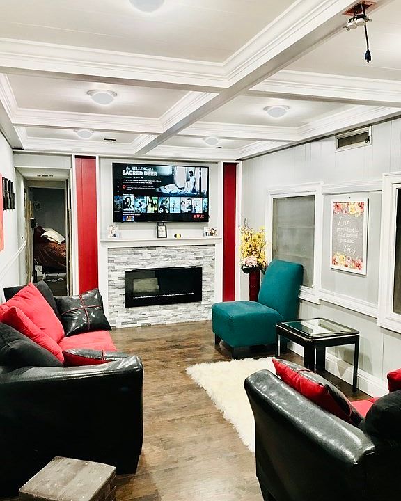 1515 Vfw Pkwy TRAILER M21, West Roxbury, MA 02132 Zillow