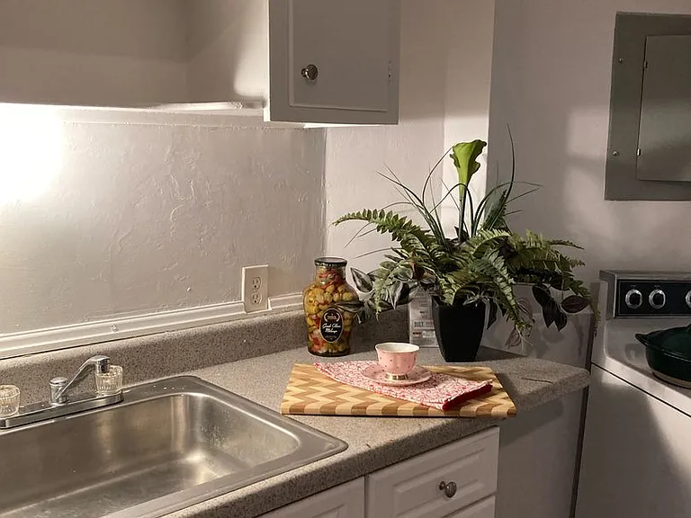 3634 Bosworth Rd #6 — Photo 5