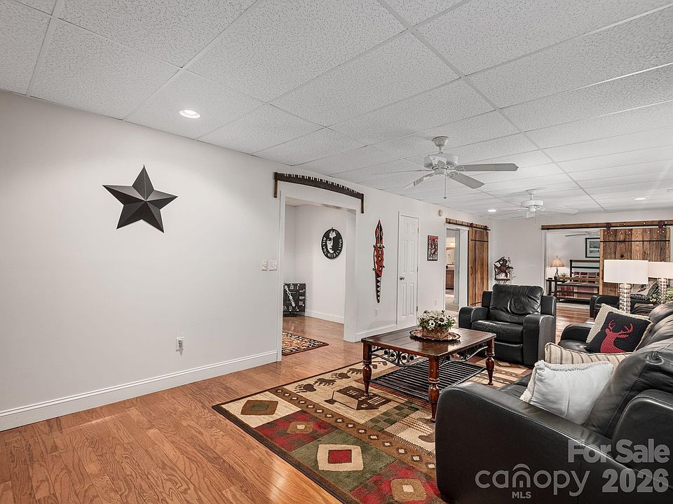 22nd image of 420 Chimney Rock Dr