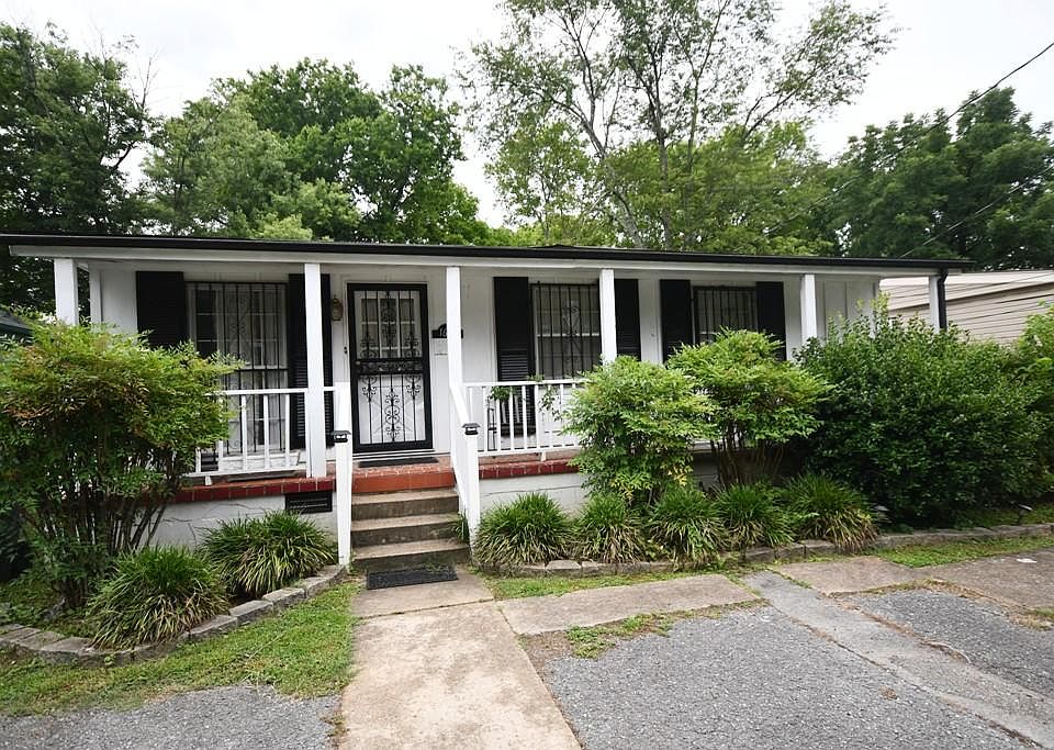 1st image of 1610 Roanoke Ave