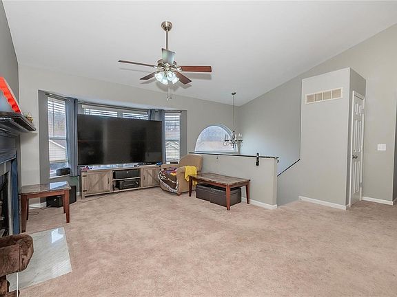 5th image of 933 Wynstay Cir