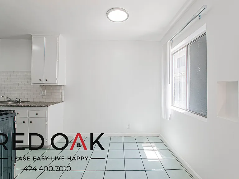 8118 S Western Ave #2 — Photo 6
