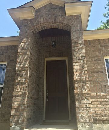 2nd image of 1827 Poppy Peak St