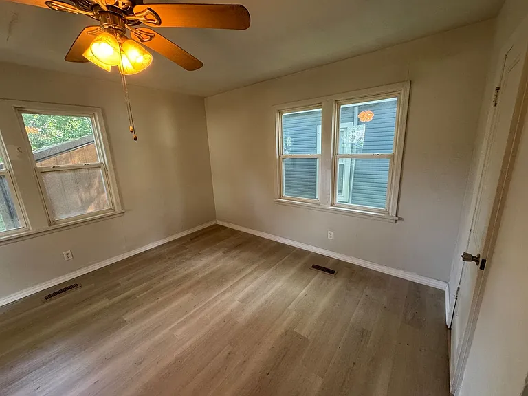 934 N National Ave — Photo 26