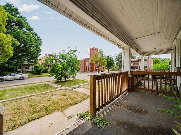 5th image of 456 E Hinman Ave #458