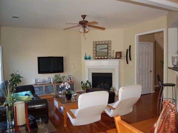 5th image of 3145 Briaroak Dr