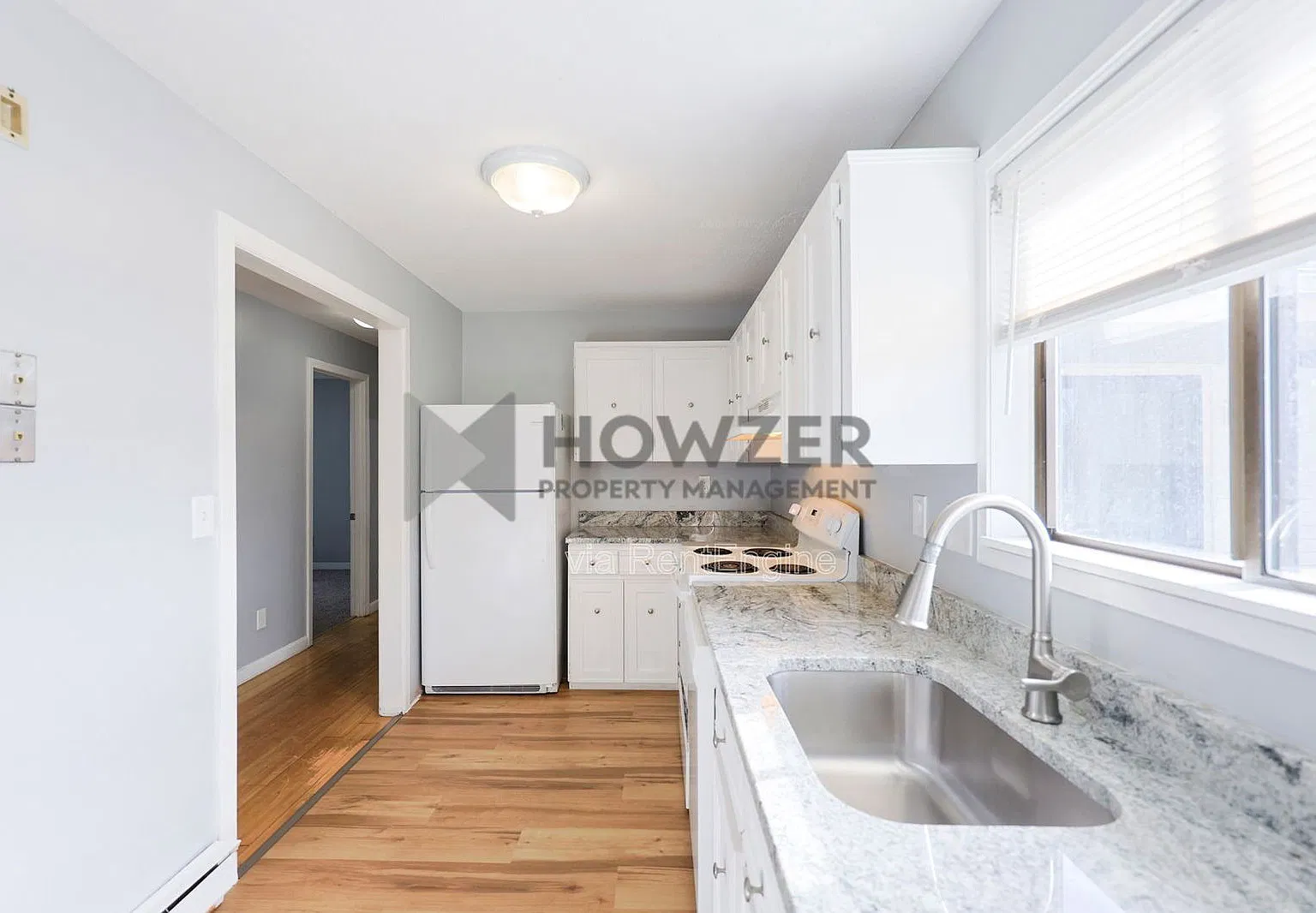 3 bed, 2.0 bath, 800 sqft, $3,000 — Photo 4