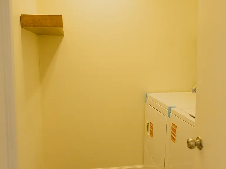 307 White Oak Dr #A — Photo 12