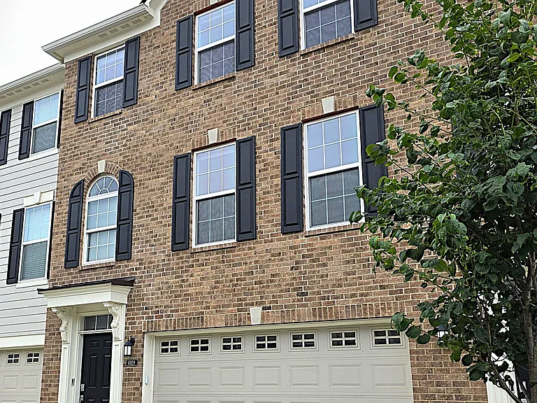 6929 Adalene Ln — Photo 1