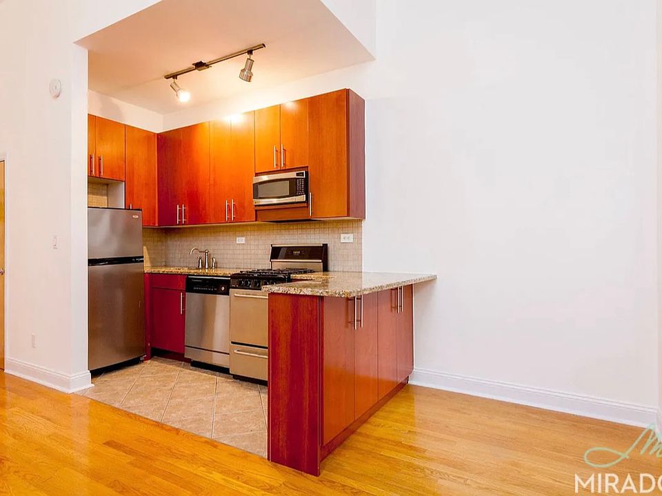 2nd image of 39 W 16th St APT 2R