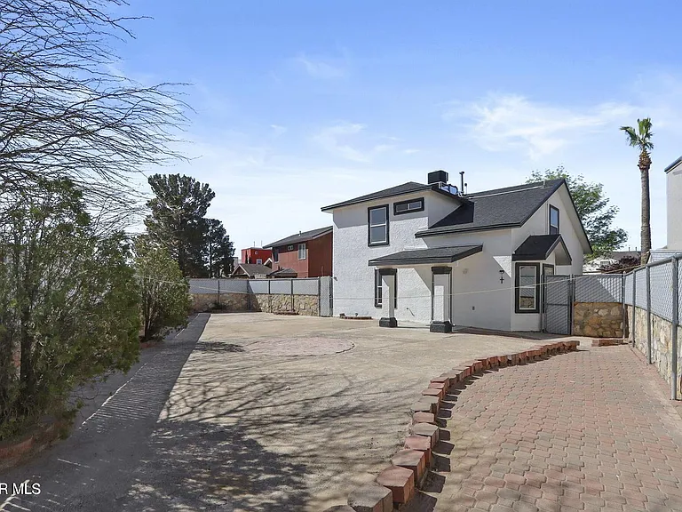 12425 Red Sun Dr — Photo 23