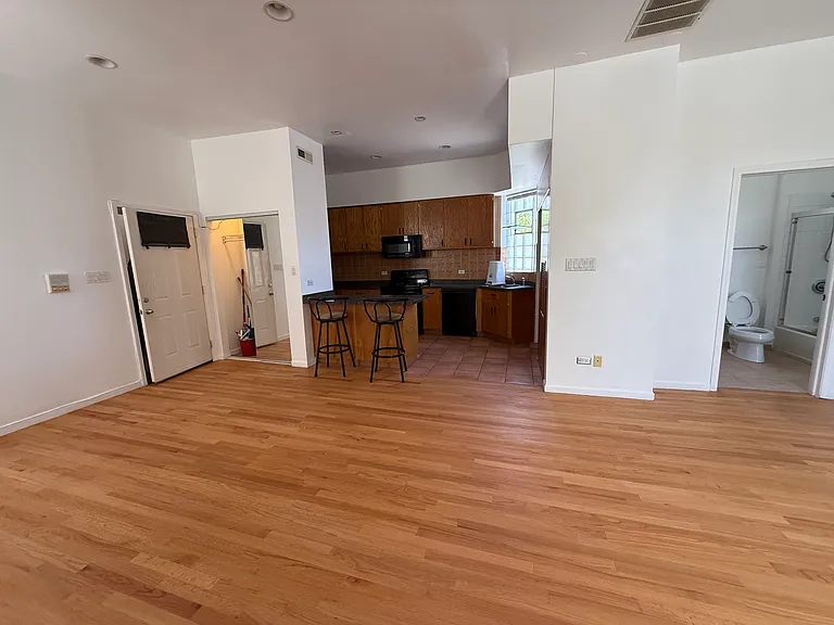 3259 W North Ave #2 — Photo 3