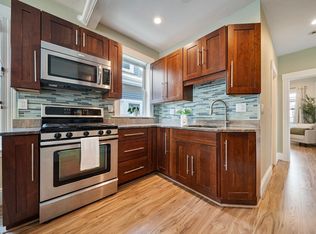 12 May St #B, Salem, MA 01970