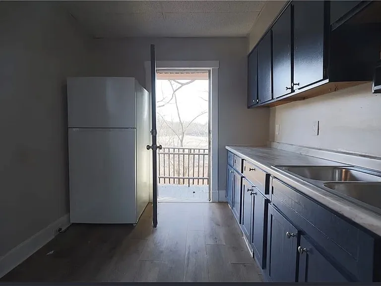 531 5th Street Ext — Photo 7