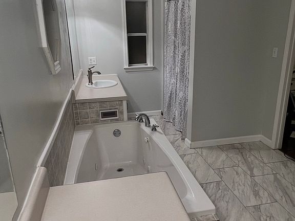 2nd image of 51 Residence St