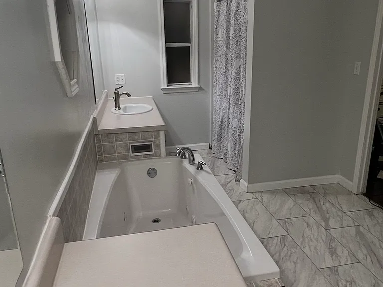 51 Residence St — Photo 2
