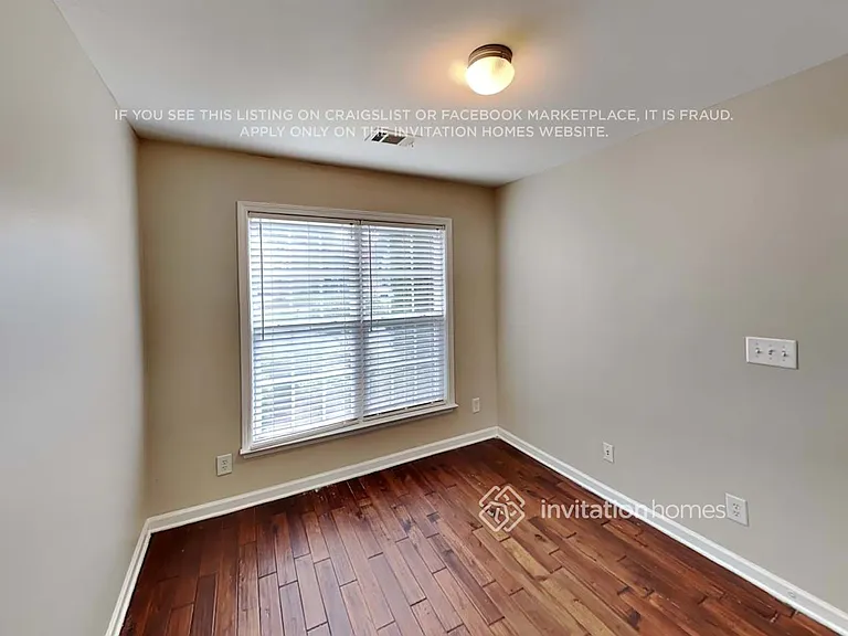 320 Balaban Cir — Photo 9