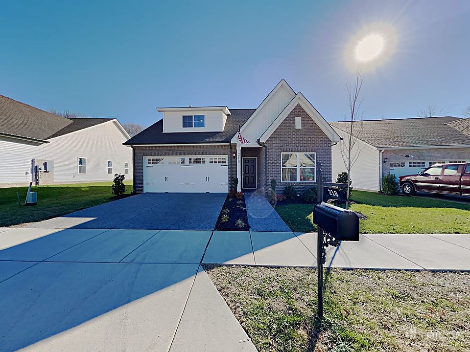 1st image of 218 Telavera Dr