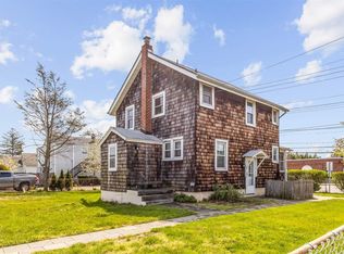 679 Sherman Ave, East Meadow, NY 11554
