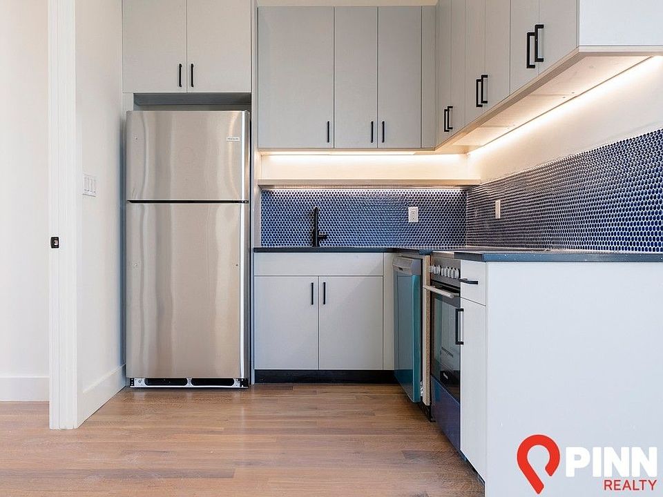 1st image of 163 Graham Ave #5B