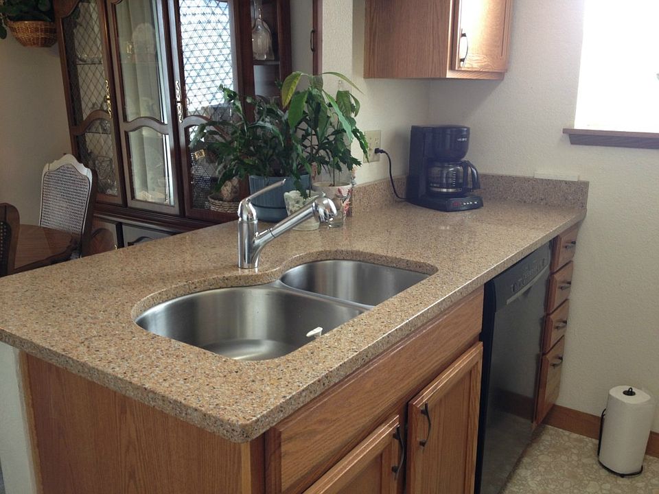 1st image of 4621 Grandview Dr W Unit B