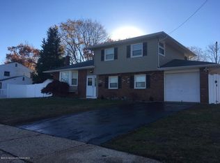 40 Lexington Rd, Howell, NJ 07731