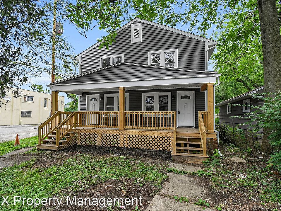 1st image of 702-704 N Dawson Ave #1