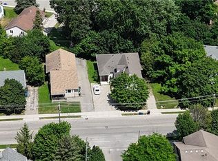 266 Hazel St, Waterloo, ON N2L3N9
