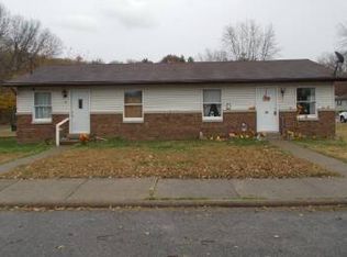 36 Pleasant Valley Dr, Cannelton, IN 47520