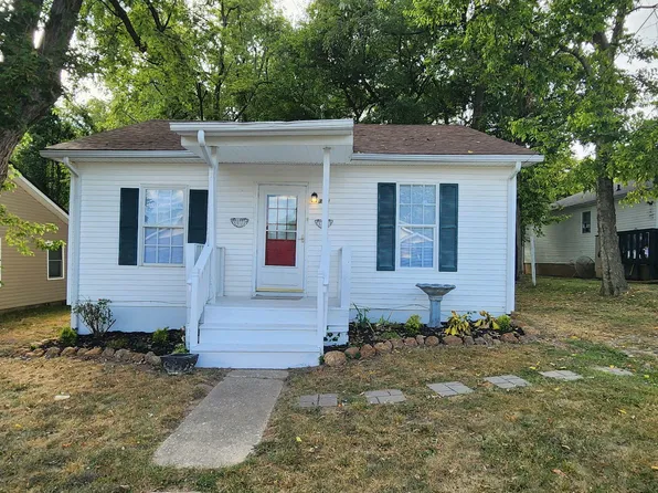 319 Douglas Ct, Richmond, KY 40475