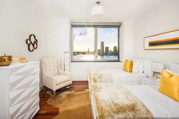 Rented by Compass | media 6