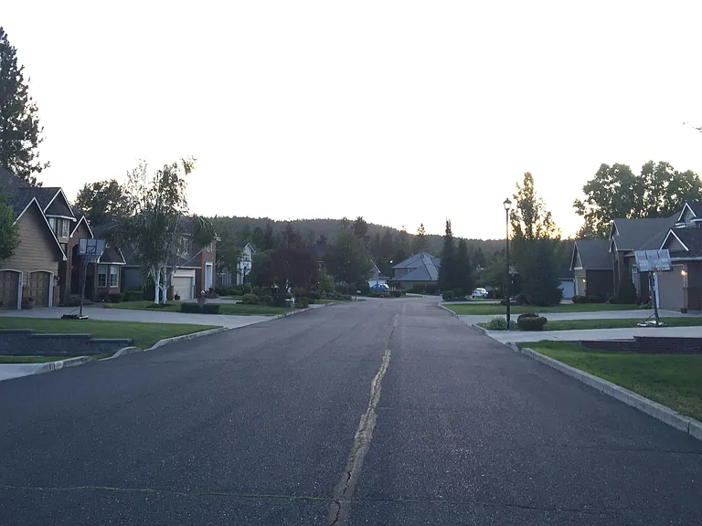 322 W Charlton Ave — Photo 35