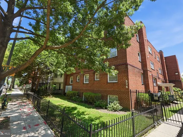 526 Kenyon St NW APT 201, Washington, DC 20010