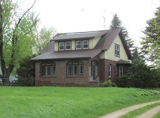 953 Paw Rd, Paw Paw, IL 61353