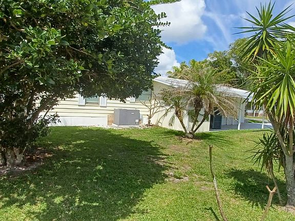 3rd image of 2022 Troon St