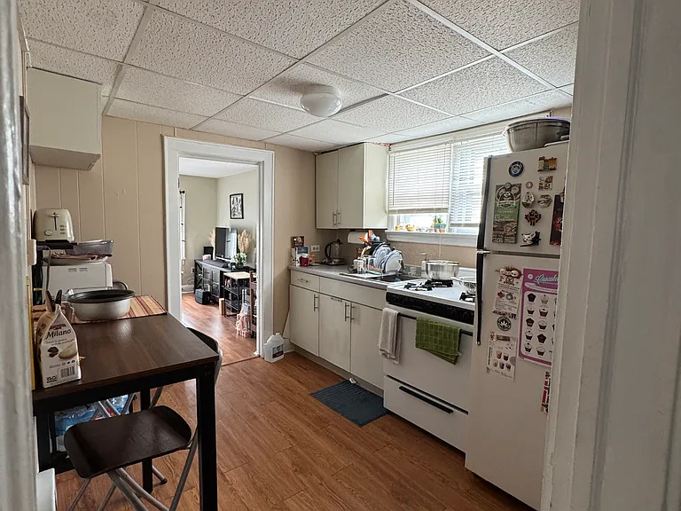 7 Anderson St #2 — Photo 3