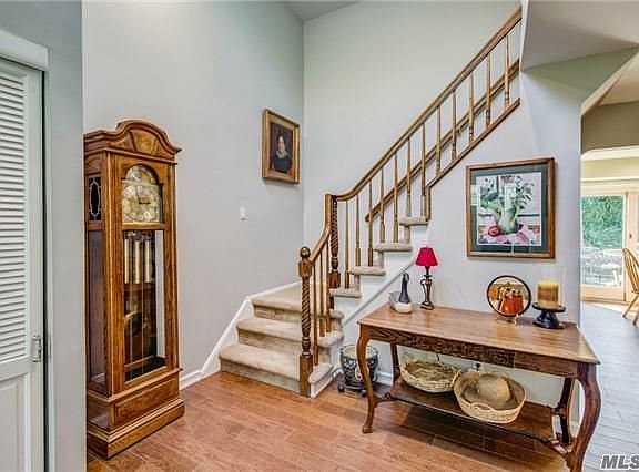 3rd image of 14 Northgate Dr