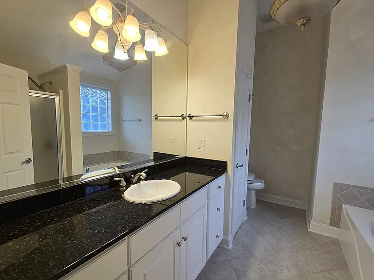 51 Castle Bay Dr — Photo 11