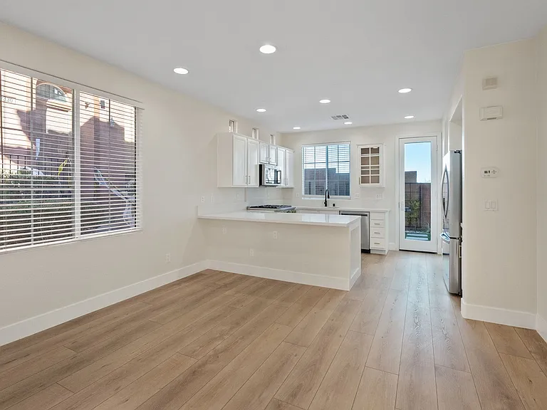2334 Malaga Peak St — Photo 19