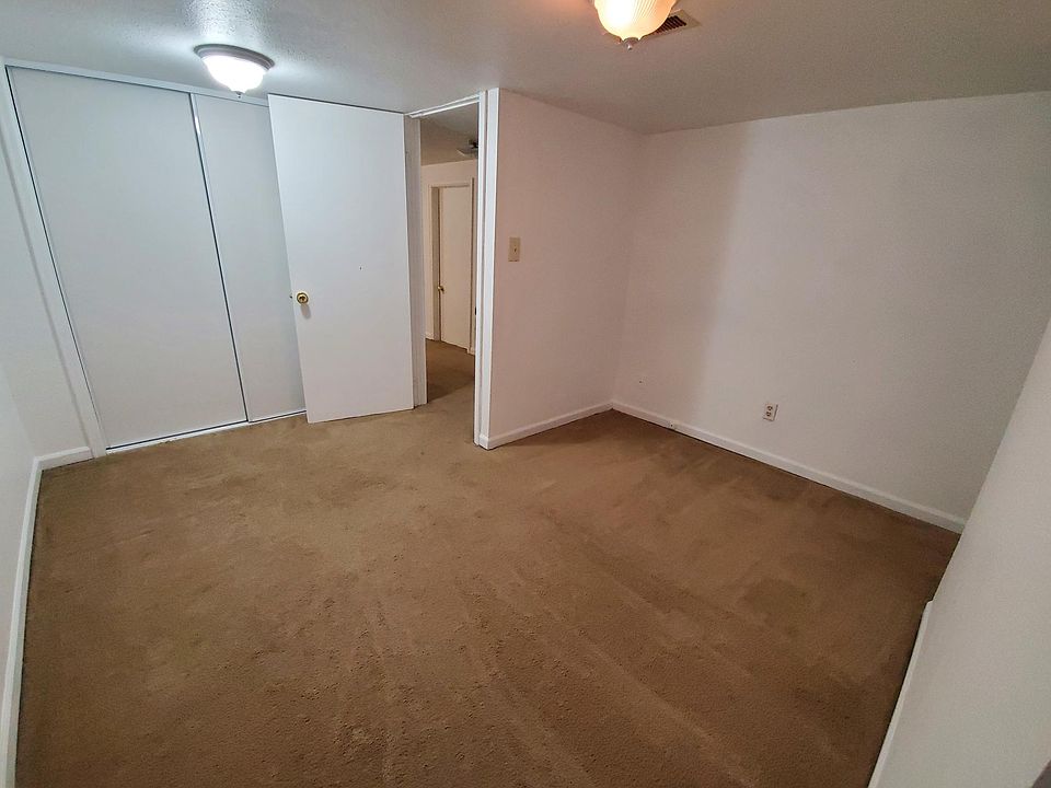 2nd image of 2106 Wyoming Ave