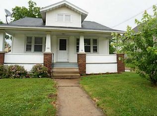 914 21st St SE, Cedar Rapids, IA 52403