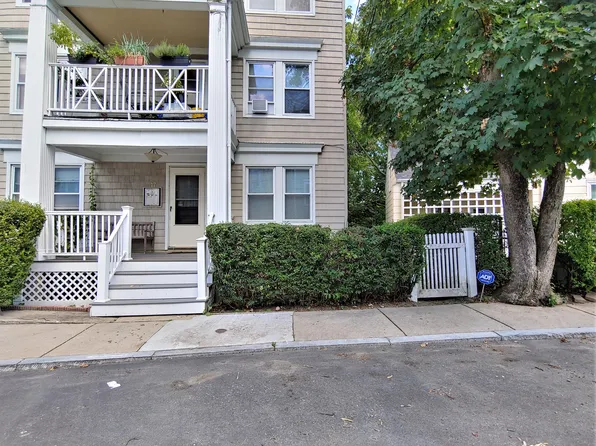 17 Manley St, Boston, MA