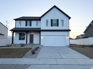 737 N Plainsman Dr, Spanish Fork, UT 84660