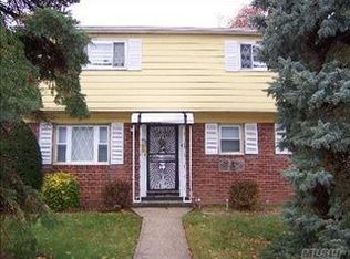 195 Fieldmere St, Elmont, NY 11003